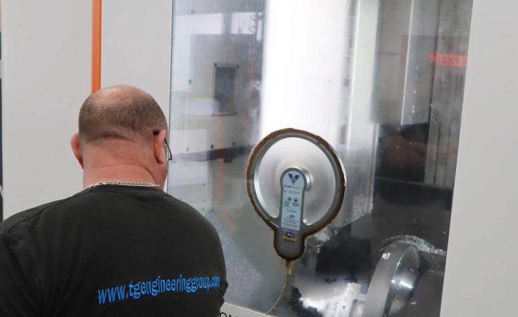5 axis CNC machinists UK